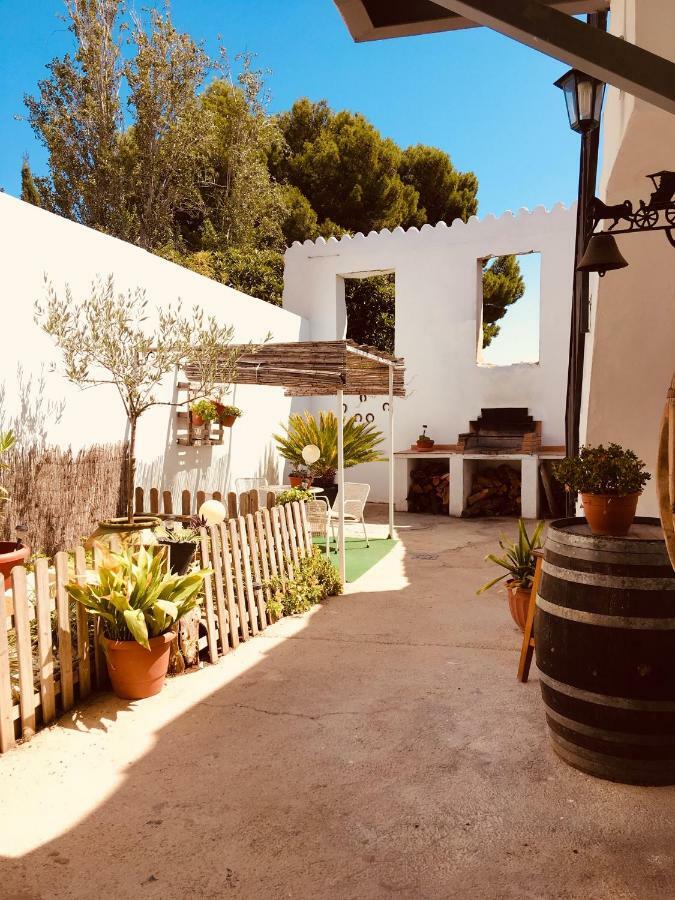 La Casita Santa Barbara Guest House Macastre Exterior photo