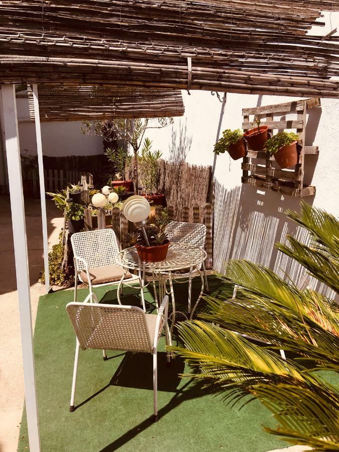 La Casita Santa Barbara Guest House Macastre Exterior photo