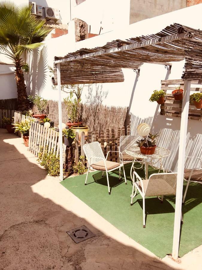 La Casita Santa Barbara Guest House Macastre Exterior photo